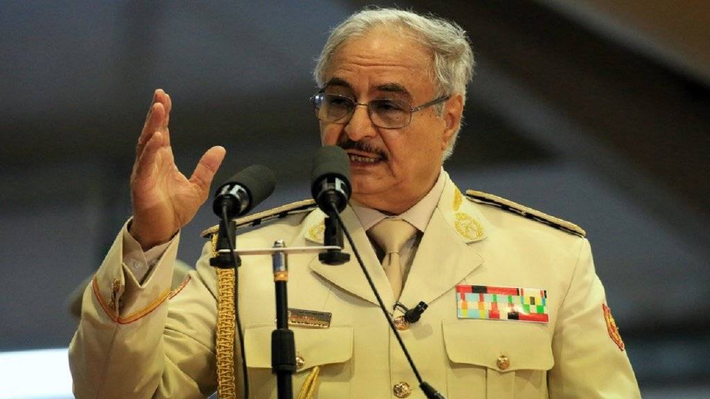قوات المشير خليفة حفتر تبدأ عملية عسكرية "لتطهير" جنوب ليبيا من الجماعات المسلحة
