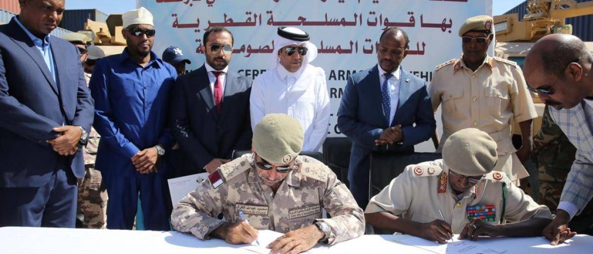 68 آلية عسكرية قطرية تصل  إلى الصومال