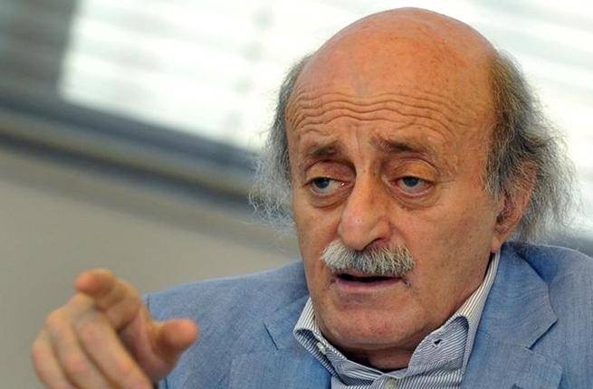 جنبلاط: لبنان بعد القمة الاسكندر ذو القرنين