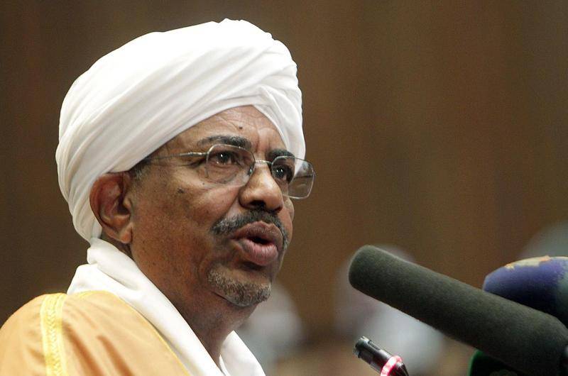 البشير: نحترم قرار الشعب في انتخابات 2020