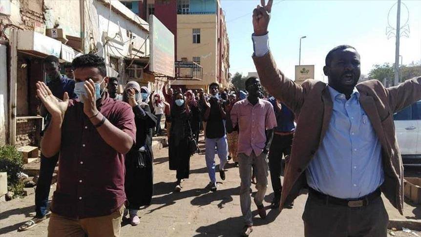 حكومة السودان تتهم حزب معارض وحركة متمردة بالسعي لضرب استقرار البلاد