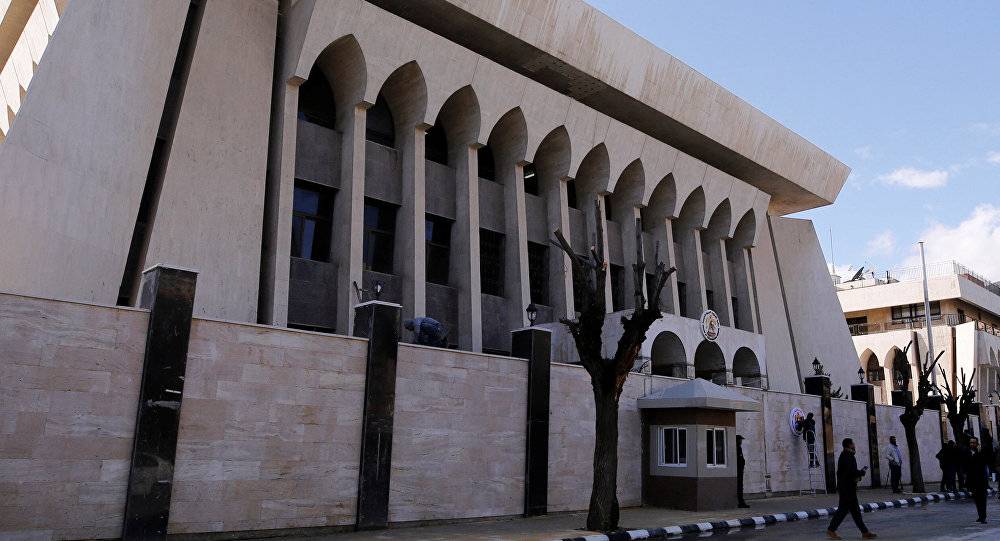 بعد فتح سفارتها في دمشق... وفد سوري يزور الإمارات