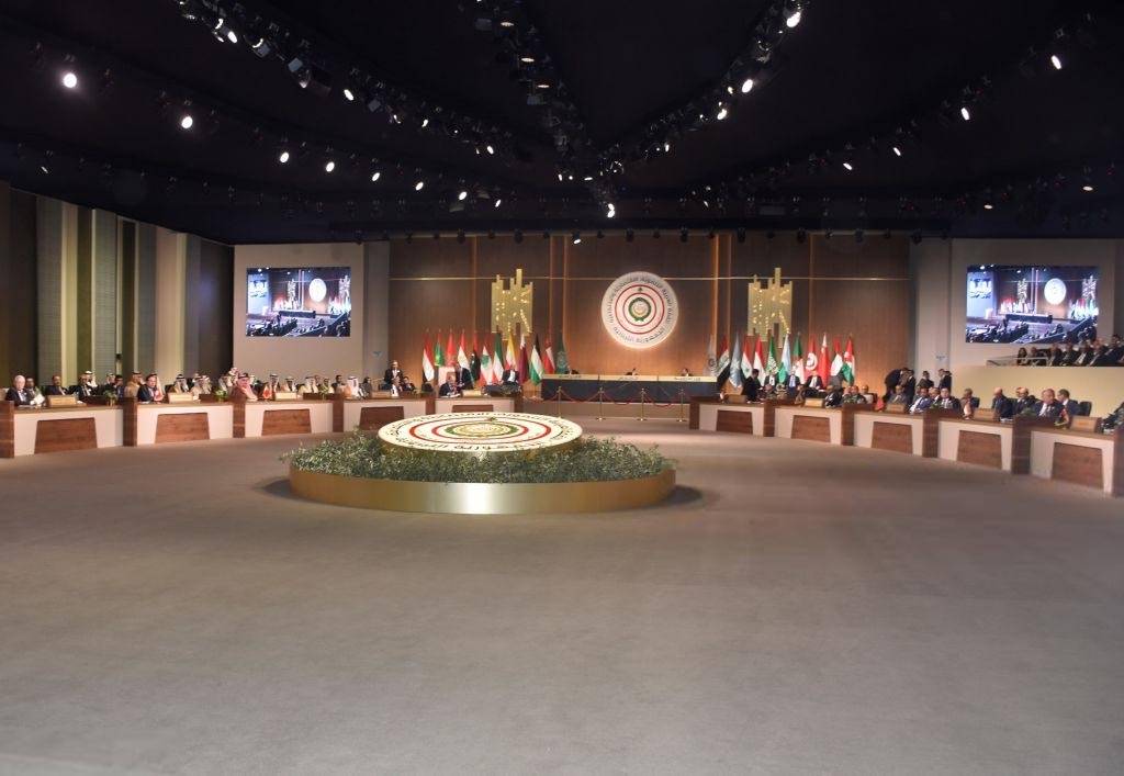 قمة بيروت نجحت في كسر العزلة الخارجية للبنان