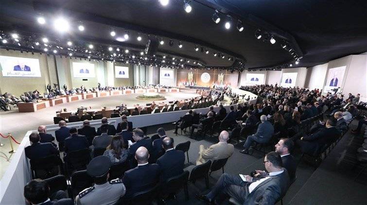 البيان الختامي «لاعلان بيروت»: تكاتف الجهات المانحة من اجل التخفيف
من معاناة النازحين واللاجئين وانشاء صندوق للاستثمار في الاقتصاد الرقمي
