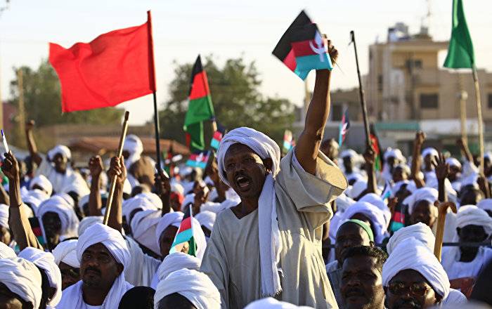 الناطق باسم الحكومة السودانية لا بديل عن الحوار