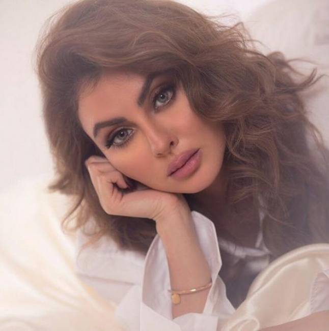 مريم حسين توضح سبب رفضها الكشف عن وجه ابنتها