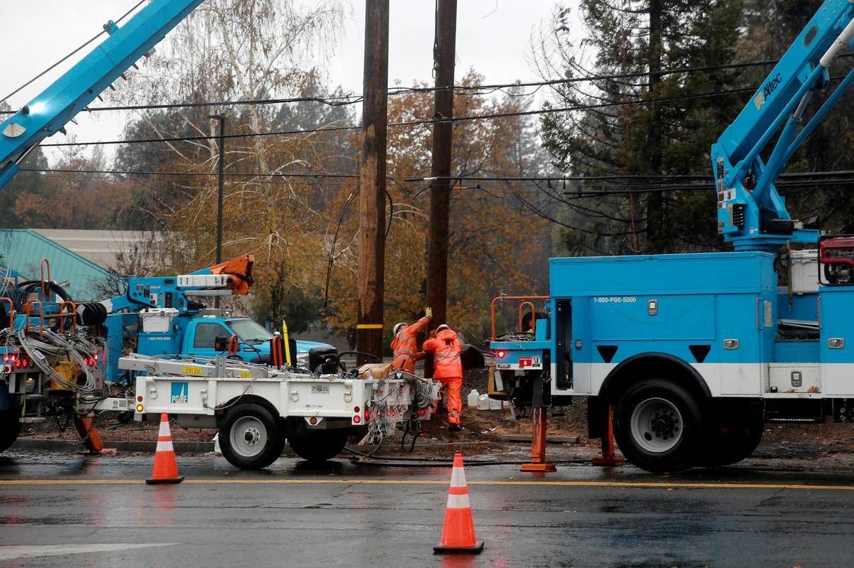 Hedge fund prepares proxy fight to oust embattled PG&E's board