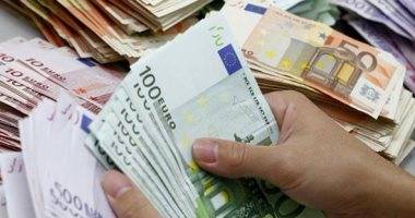 سعر اليورو يتجه لثانى خسارة أسبوعية بعد تحذير المركزى الأوروبى