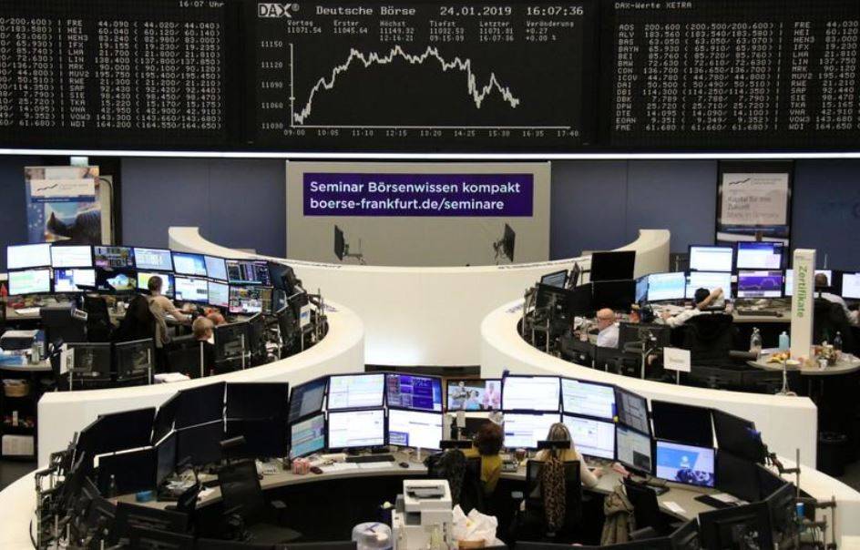 أسهم أوروبا تقلص مكاسبها بعد تعليقات متشائمة من دراجي