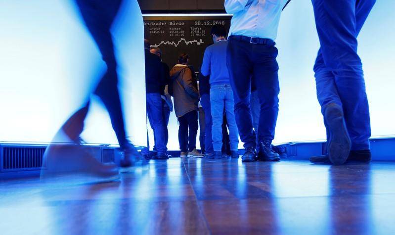 EZB-Zinsentscheid schiebt Dax & Co. an - Euro unter Druck
