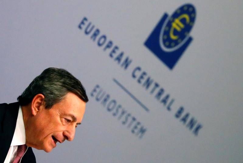 Draghi glaubt nicht mehr an Zinserhöhung in seiner Amtszeit