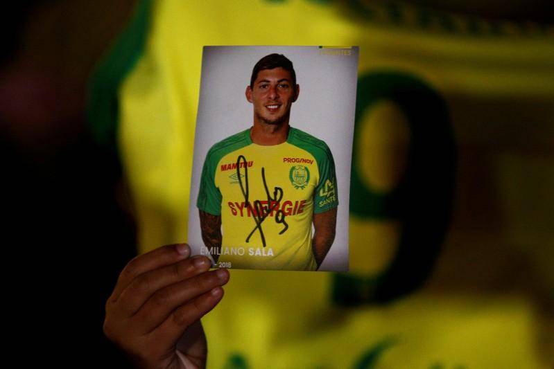 Policía de Guernsey pone fin a búsqueda del desaparecido futbolista argentino Emiliano Sala