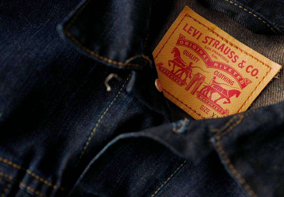 Harvard, Levi Strauss, U.S. think tank in blockchain tie-up on worker welfare