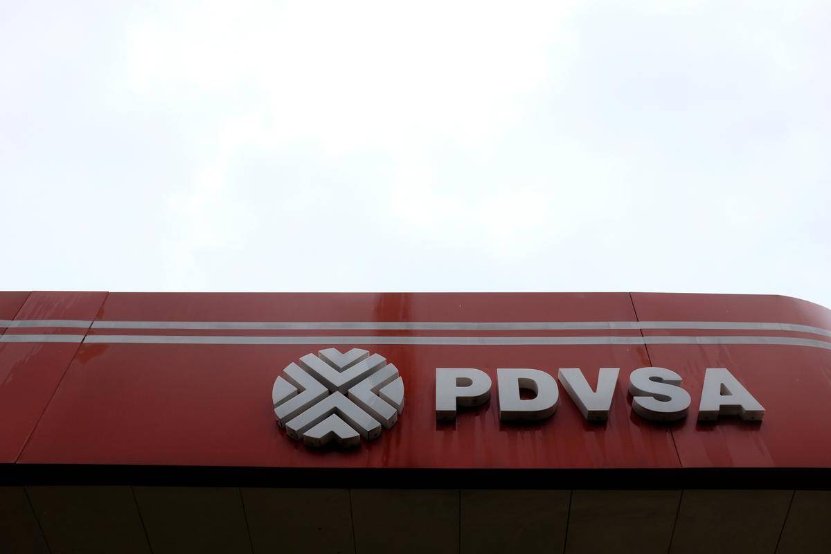 Prospect of political change lifts Venezuela bonds to 2017 highs