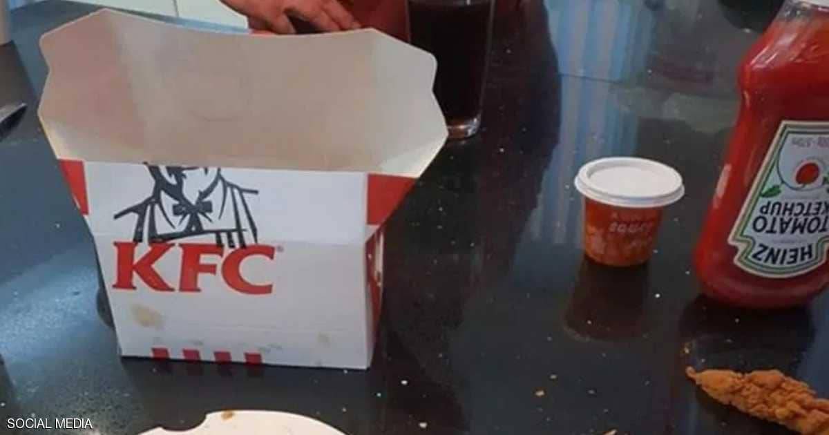 بريطانية فتحت علبة "كنتاكي" فصعقتها المفاجأة "المقززة"