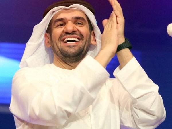 الجسمي يتجول في شوارع مصر بالـ"توك توك"(فيديو)