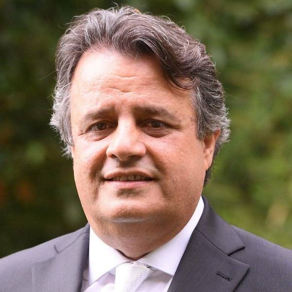 عازار: الوضع لم يعد يحتمل عدم تشكيل حكومة