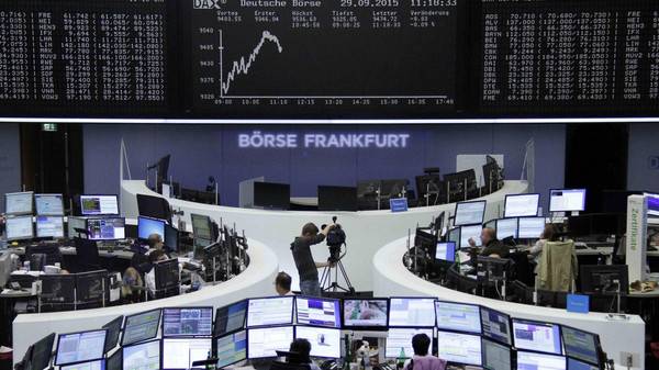 أسهم أوروبا ترتفع مع بحث المستثمرين عن الأمان في المرافق والسلع الاستهلاكية