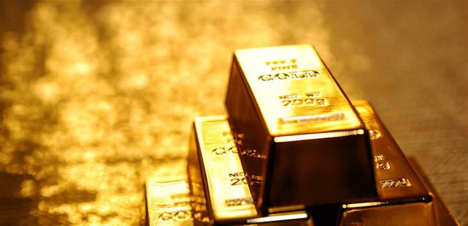 الذهب مستقر قرب ذروة 7 أشهر