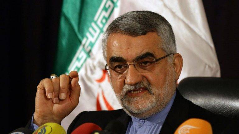 برلماني إيراني: “سوء الإدارة” وراء أزمتنا الاقتصادية وليس العقوبات