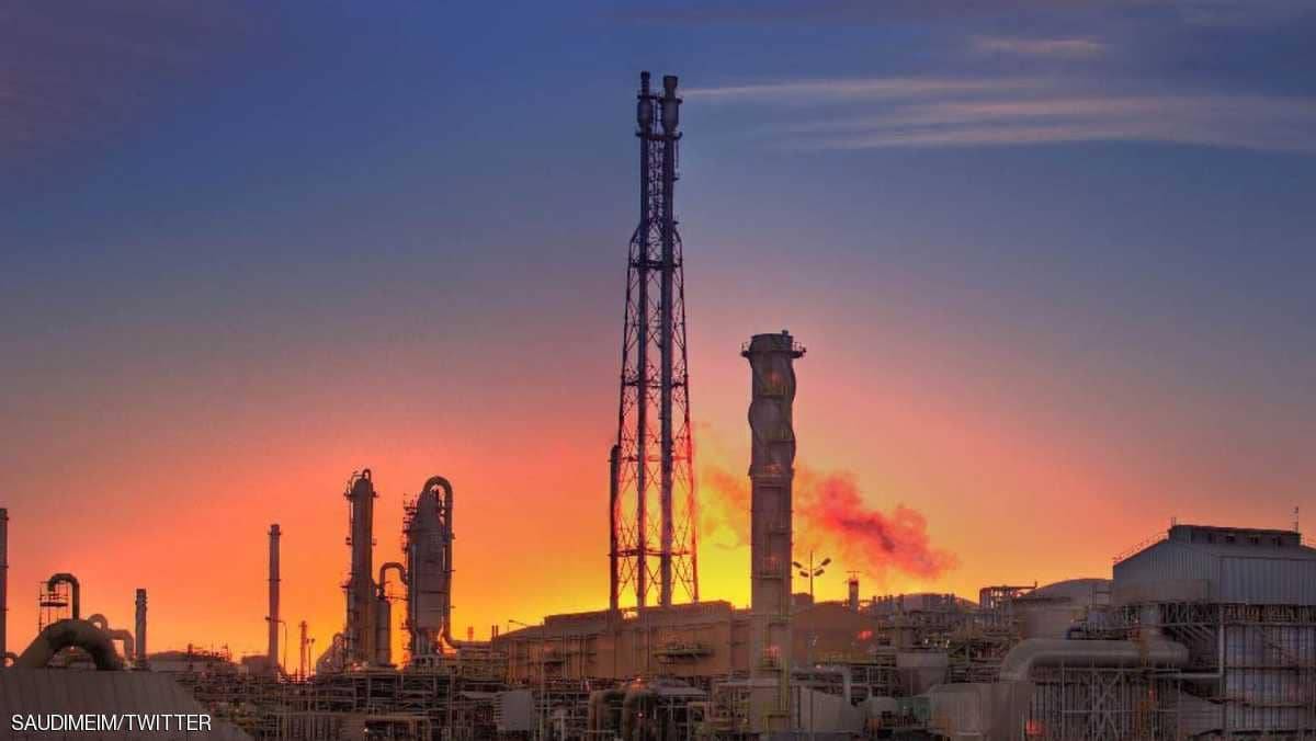 100 مليار ريال لتطوير الصناعة السعودية