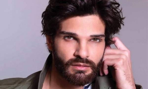 مايك ماسي يجتمع بفنان فرنسي.. ما القصة؟