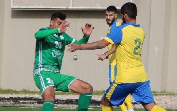 بطولة لبنان في كرة القدم :

فوز الأنصار على الصفاء (3-1)
