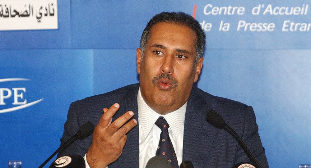 رئيس وزراء قطر السابق ينتقد "تصرفا غير لائق" خلال لقاء الإمارات