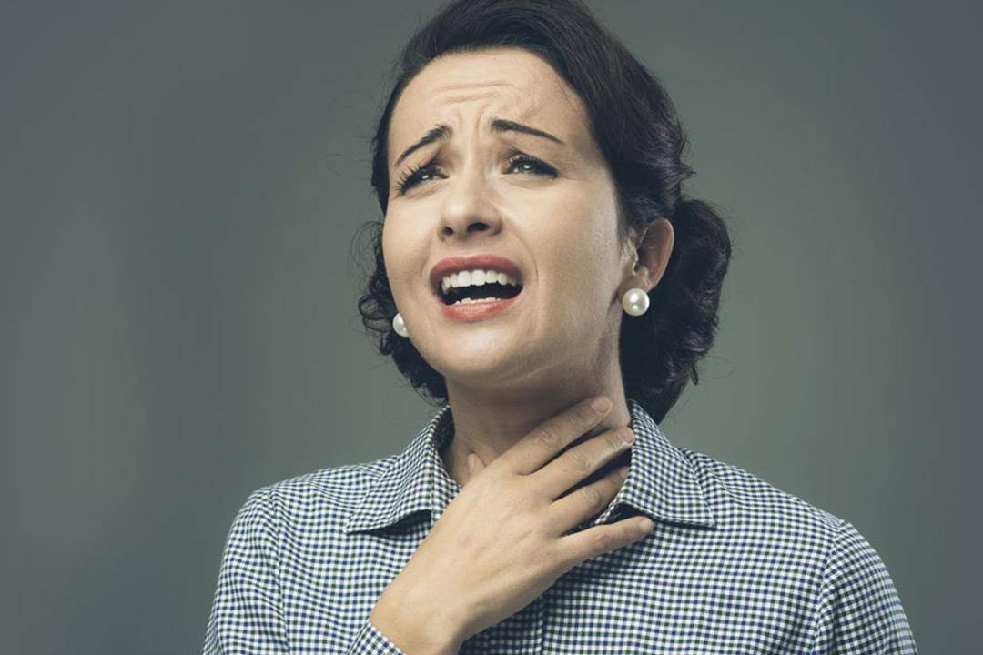 آلام الحلق شائعة في الشتاء.. هل خل التفاح علاج فعال؟