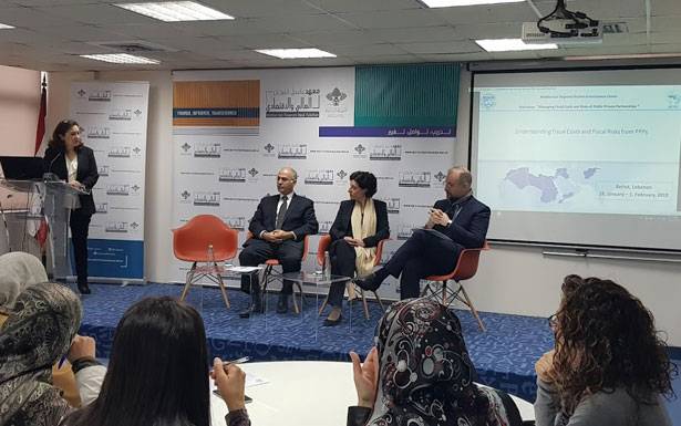إدارة الأثر المالي للشراكات بين «العام» و«الخاص»