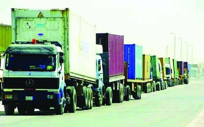 قطاع النقل البري يشهد فائضا في الشاحنات بـ 35 %