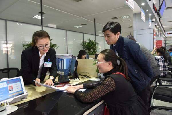 قطاع الخدمات في الصين يتراجع بشكل طفيف في كانون الاول