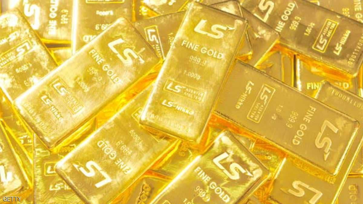 هبوط الذهب وسط تعاملات هزيلة