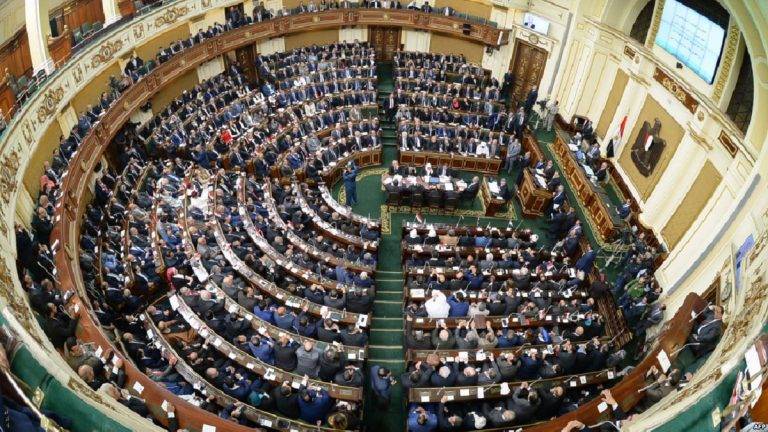 رئيس البرلمان المصري يحيل طلب تعديل الدستور للجنة العامة