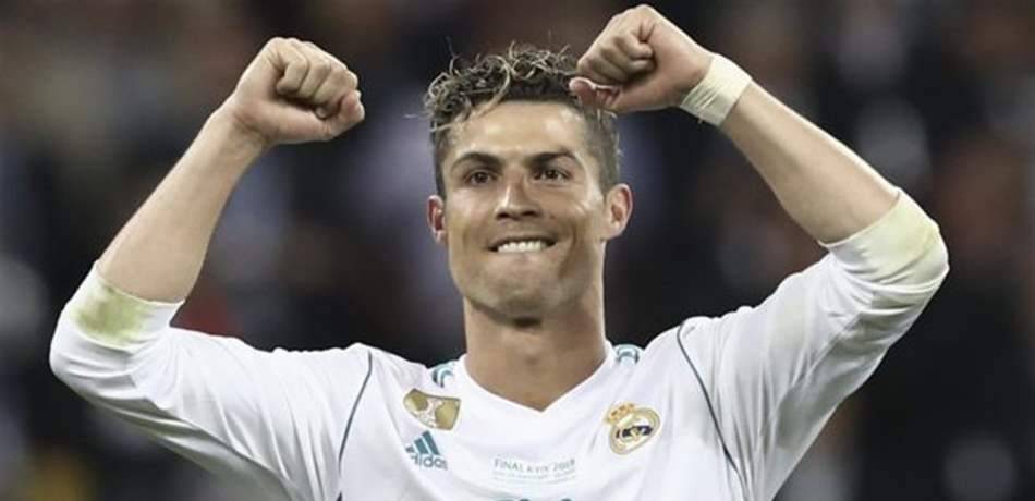 خبر سار لرونالدو.. مرسوم رئاسي حول أوسمته!