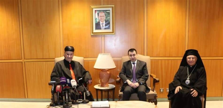 الراعي والعبسي غادرا الى الإمارات بالتزامن مع زيارة البابا فرنسيس