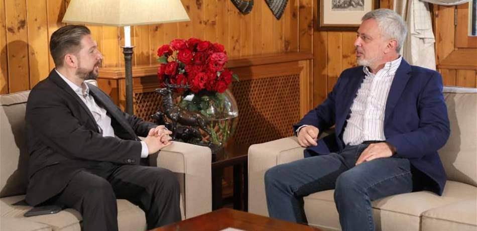 كرامي نشر صورة مع فرنجية