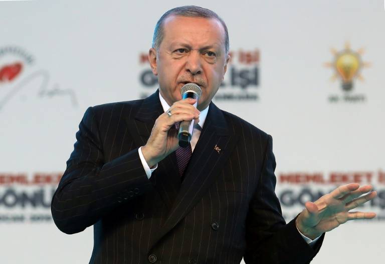 إردوغان يتهم الاتحاد الاوروبي بالسعي الى الإطاحة بمادورو على حساب "الديموقراطية"