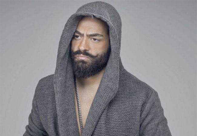 بالفيديو- بعد أزمته الصحية.. فادي إندراوس يستعرض قدراته على الثلج