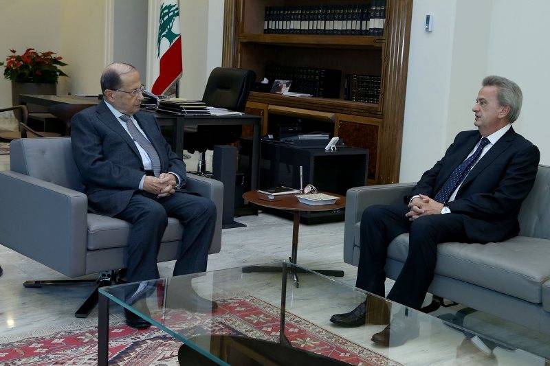 عون عرض الوضع النقدي مع سلامة
