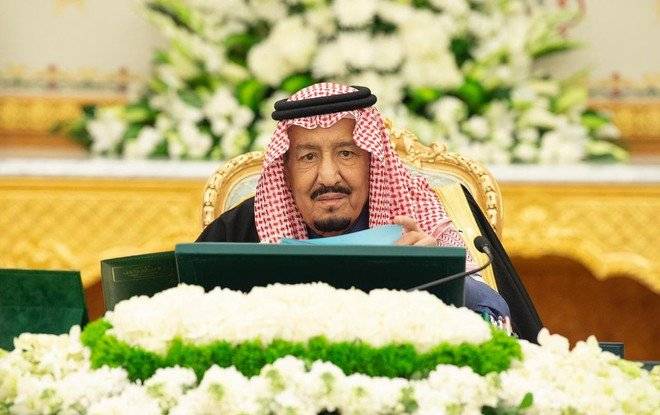 خادم الحرمين : سنردع كل من تسوّل له نفسه التعدي على المال العام