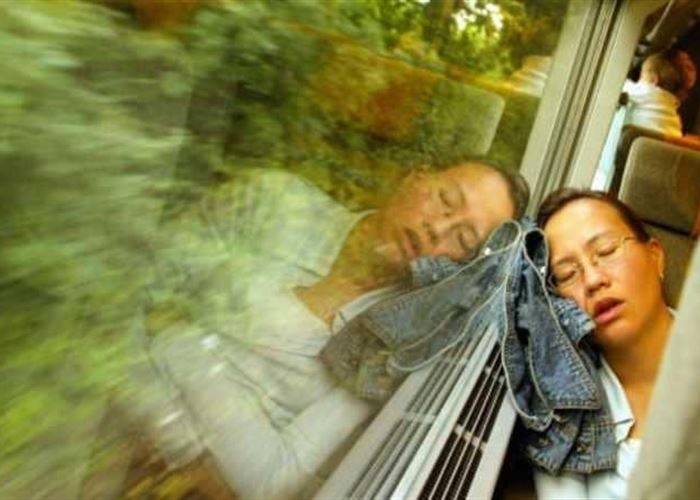 فتح الفم أثناء النوم.. أسباب وحلول