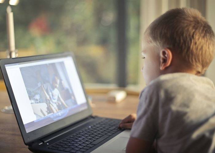 توصيات الأطباء لاستخدام الأطفال للإلكترونيات