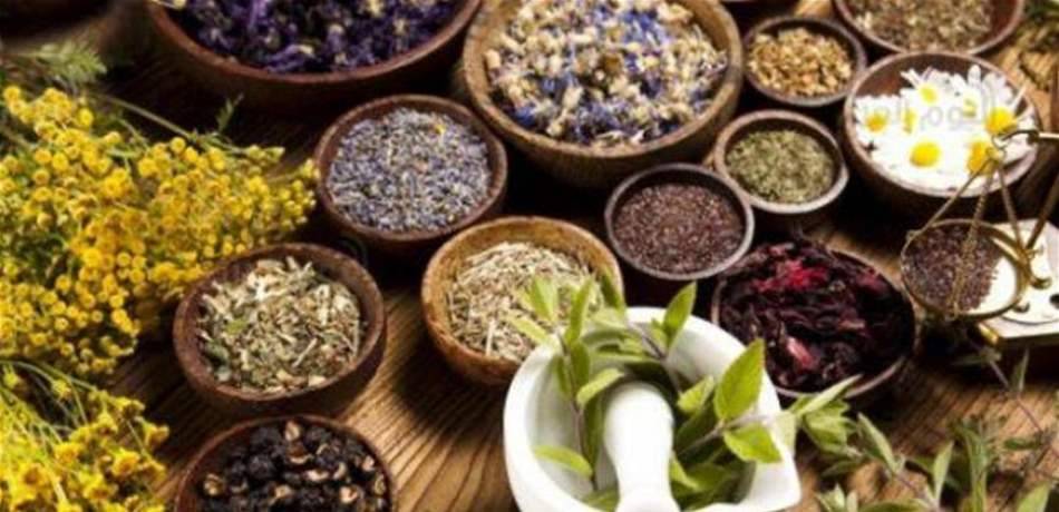 وصفات علاجية قديمة.. لبنانيون يلجأون الى الطب البديل!
