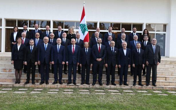 تشكيل الحكومة ومشاركة حزب الله الفاعلة اقلقا واشنطن وتل ابيب