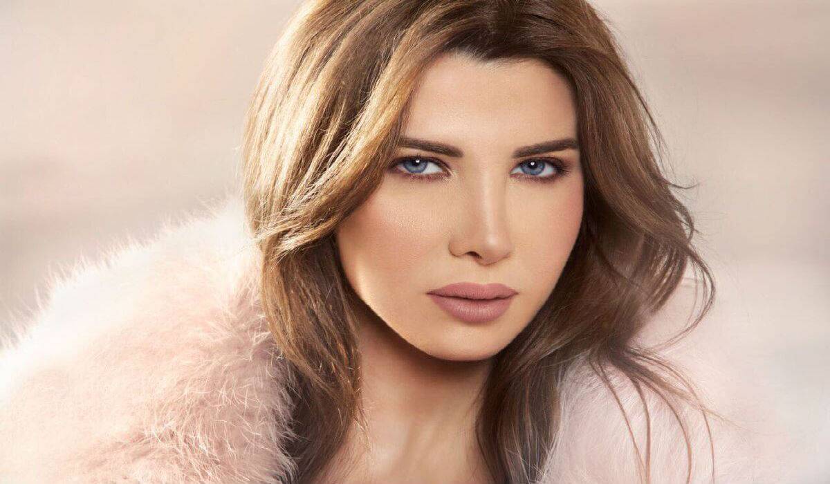 نانسي عجرم بالأبيض بين الطبيعة.. كيف بدت؟