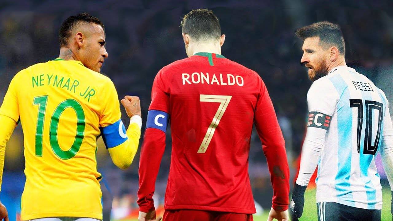 ميسي يتفوق على رونالدو ونيمار في سباق مالي