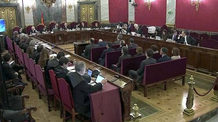 إسبانيا.. محاكمة قادة الحركة الانفصالية في كتالونيا على خلفية استفتاء 2017