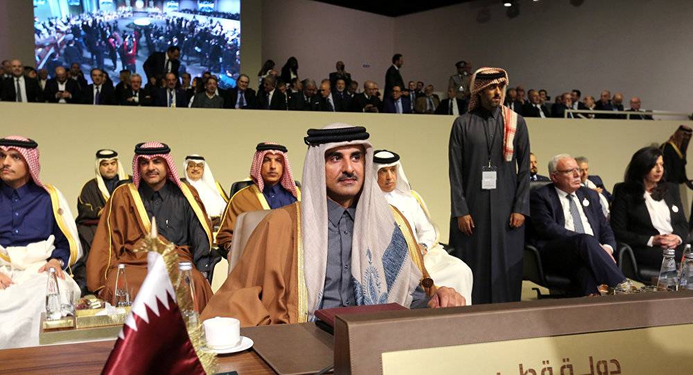 أمیر دولة قطر يوجه رسالة إلی الرئیس روحاني