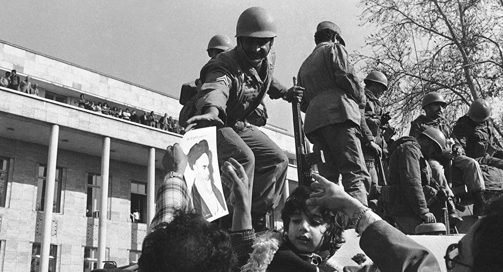 بعد 40 عاما من اندلاعها... إيران تحقق مكاسب ولكن هناك ما يهدد ثورتها